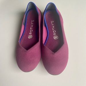 Rothy’s Rounded Toe Flats Shoes Size 7.5 Maroon Retired